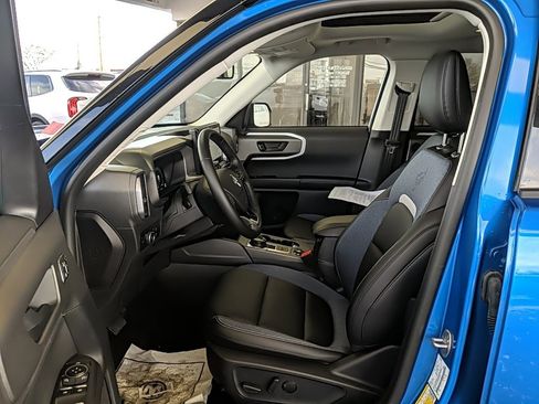 Used 2025 Ford Bronco Sport Outer Banks w/ Outer Banks Tech Package+ image 11