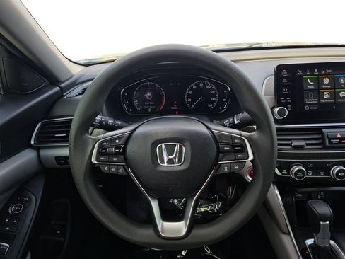 Used 2020 Honda Accord EX image 12