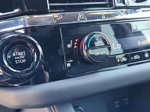 New 2026 Nissan Pathfinder Rock Creek AWD/4WD image 15