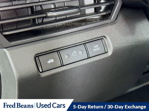 Used 2023 Nissan Altima 2.5 SR FWD image 15