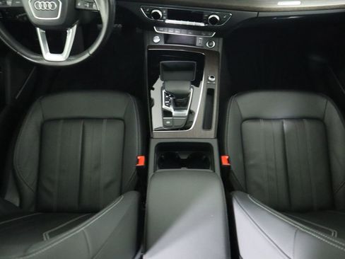 Used 2022 Audi Q5 2.0T Premium Plus w/ Premium Plus Package image 16