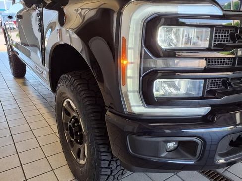 Used 2023 Ford F250 Lariat w/ Tremor Off-Road Package AWD/4WD image 31