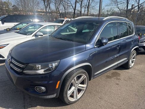 Used 2016 Volkswagen Tiguan R-Line image 1