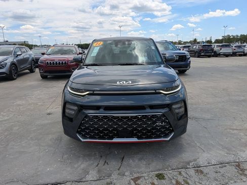 Certified 2022 Kia Soul Turbo FWD image 3