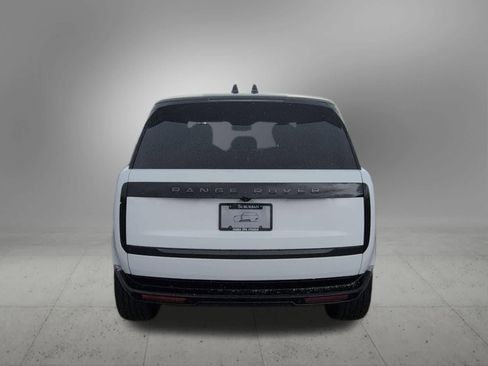 New 2026 Land Rover Range Rover SE image 5