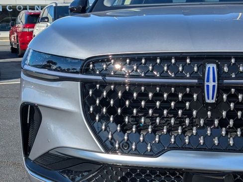 New 2026 Lincoln Nautilus Reserve image 11