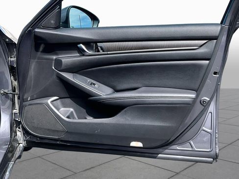 Used 2019 Honda Accord EX-L image 26
