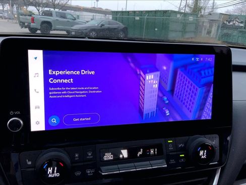 Used 2025 Toyota Grand Highlander FWD image 30