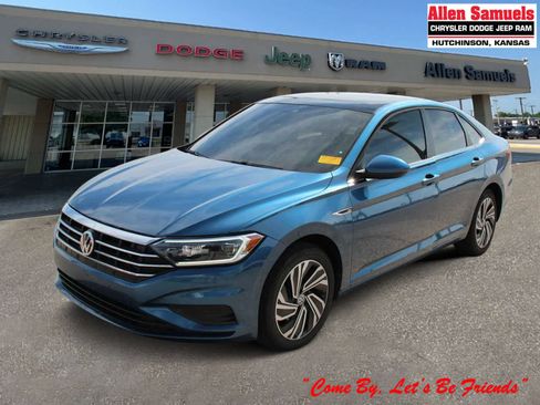 Used 2021 Volkswagen Jetta SEL image 1