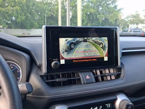 Used 2025 Toyota RAV4 LE AWD/4WD image 21