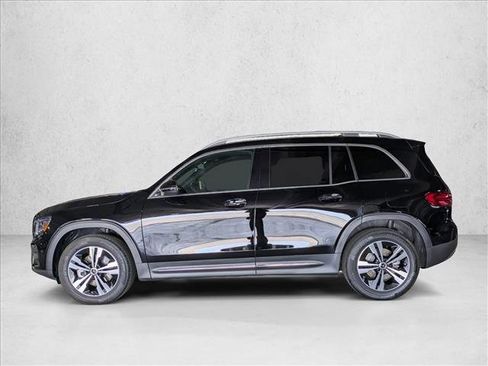 Certified 2025 Mercedes-Benz GLB 250 image 12
