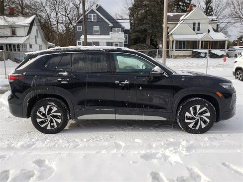 New 2026 Volkswagen Tiguan S image 2
