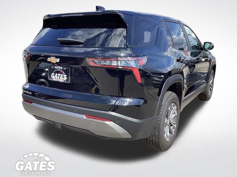 Used 2026 Chevrolet Equinox LT FWD image 9