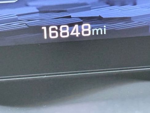 Certified 2025 Chevrolet Tahoe Z71 image 38