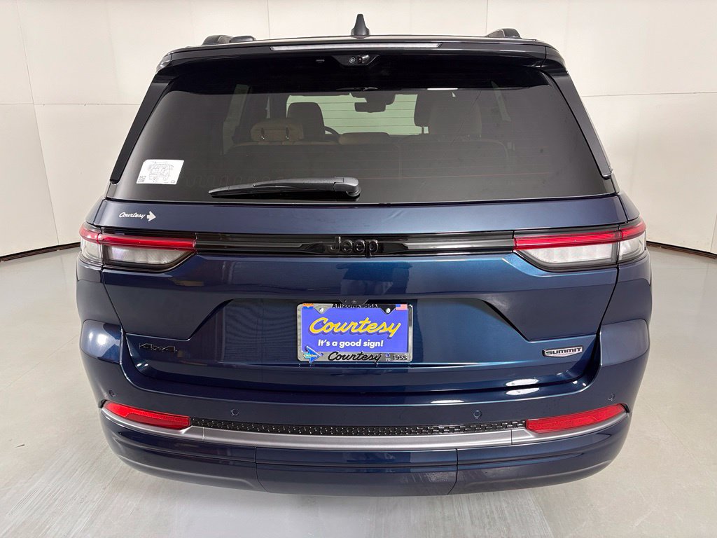 New 2027 Jeep Grand Cherokee Summit w/ Adv Protech Group IV AWD/4WD image 7