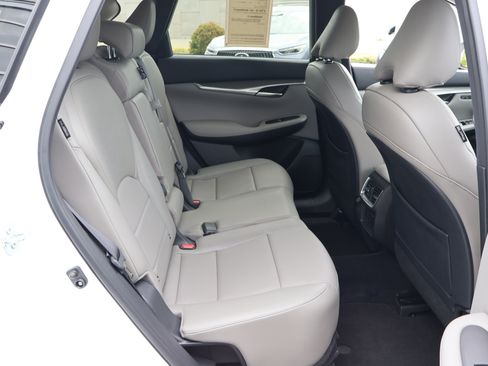 Certified 2023 INFINITI QX50 Luxe FWD image 21