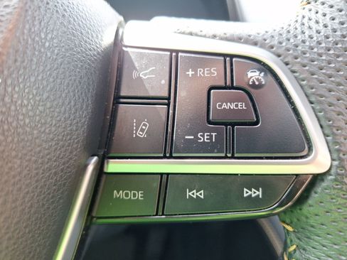 Used 2024 Toyota Sienna XLE Woodland Edition image 21