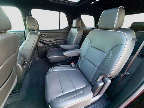 Used 2023 Chevrolet Traverse Premier w/ Redline Edition image 26