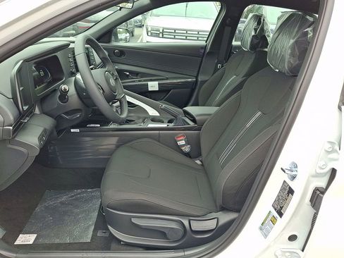 New 2026 Hyundai Elantra Sport FWD image 10