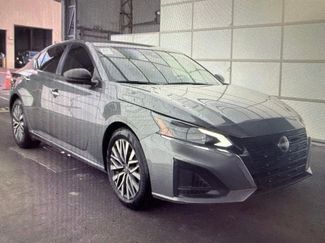 Used 2024 Nissan Altima 2.5 SV FWD video 1
