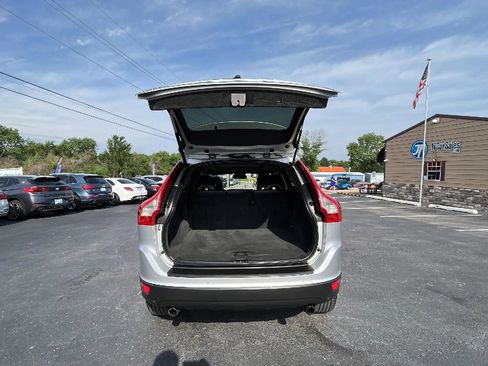 Used 2010 Volvo XC60 T6 AWD/4WD image 30