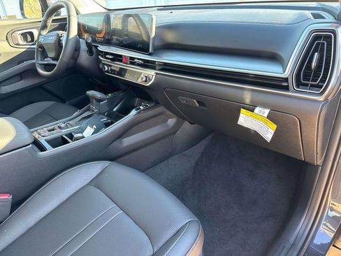 New 2026 Kia Sorento S w/ S Panoramic Sunroof Package image 17