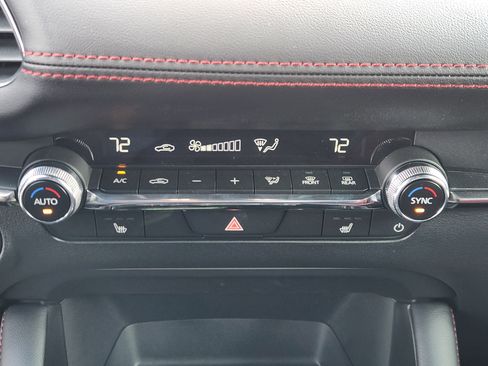 Certified 2025 MAZDA MAZDA3 Carbon image 21