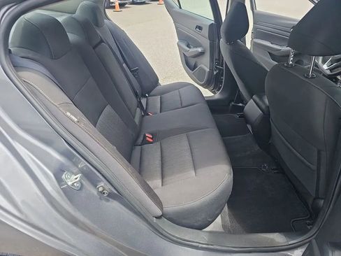 Used 2025 Nissan Altima 2.5 SV FWD image 20