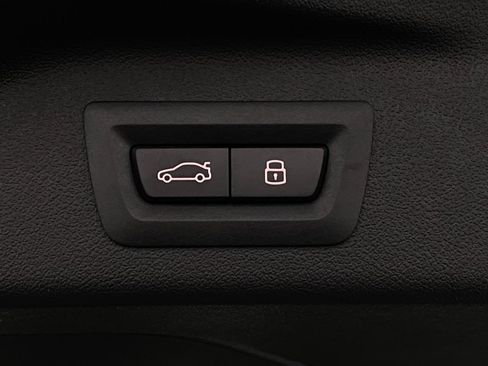 New 2026 BMW X7 M60i image 9