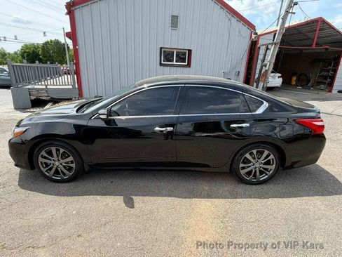 Used 2018 Nissan Altima 2.5 SR w/ SR Special Edition image 8