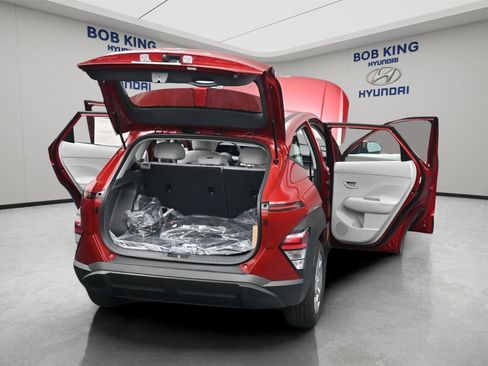 New 2026 Hyundai Kona SE FWD image 16