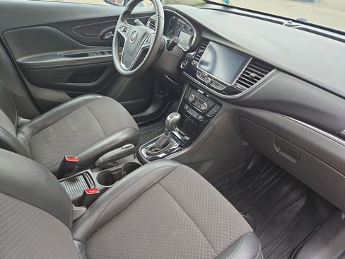 Used 2019 Buick Encore Preferred image 27