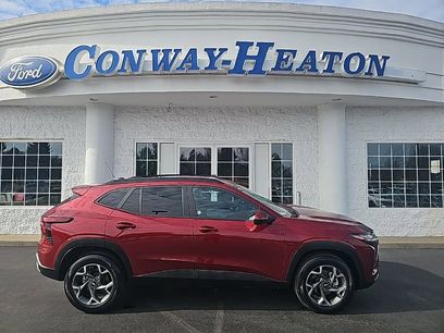 Used 2025 Chevrolet Trax LT w/ LT Convenience Package