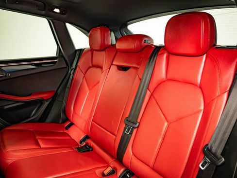 Certified 2021 Porsche Macan S AWD/4WD image 49