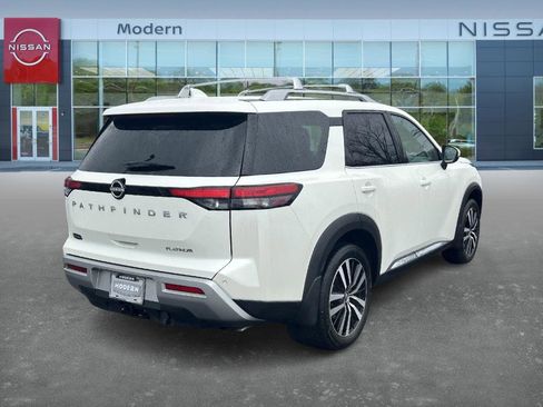 Certified 2024 Nissan Pathfinder Platinum w/ Cargo Package image 5