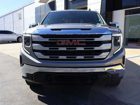 New 2026 GMC Sierra 1500 SLE w/ Preferred Package image 2