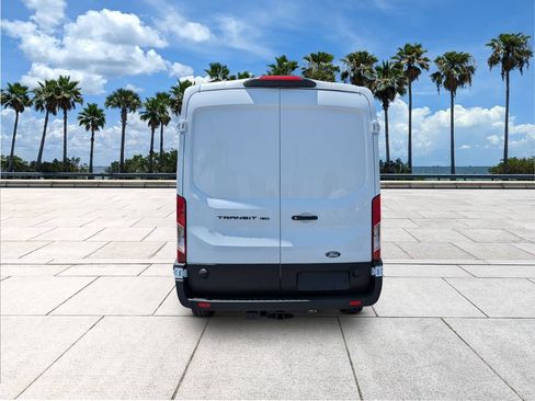 New 2026 Ford Transit 150 148 Medium Roof w/ Load Area Protection Package RWD image 6