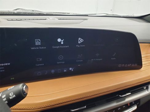 Used 2024 Cadillac XT4 Sport image 19