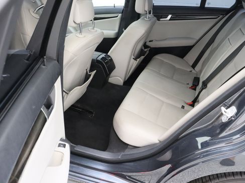 Used 2014 Mercedes-Benz C 350 Sport image 29