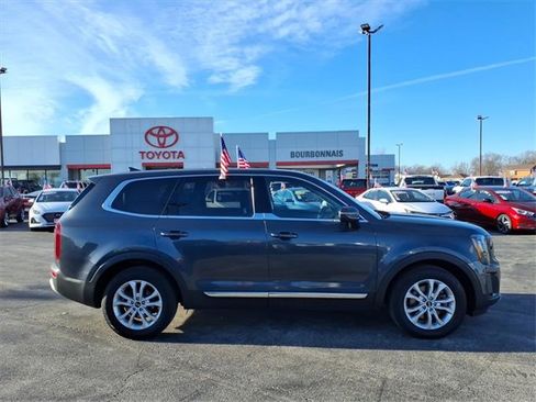 Used 2021 Kia Telluride LX image 2