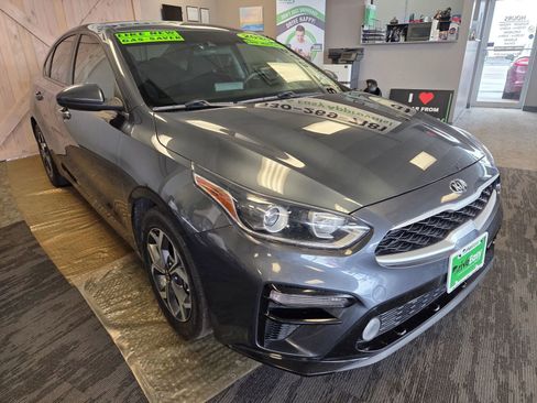 Used 2020 Kia Forte LXS image 2