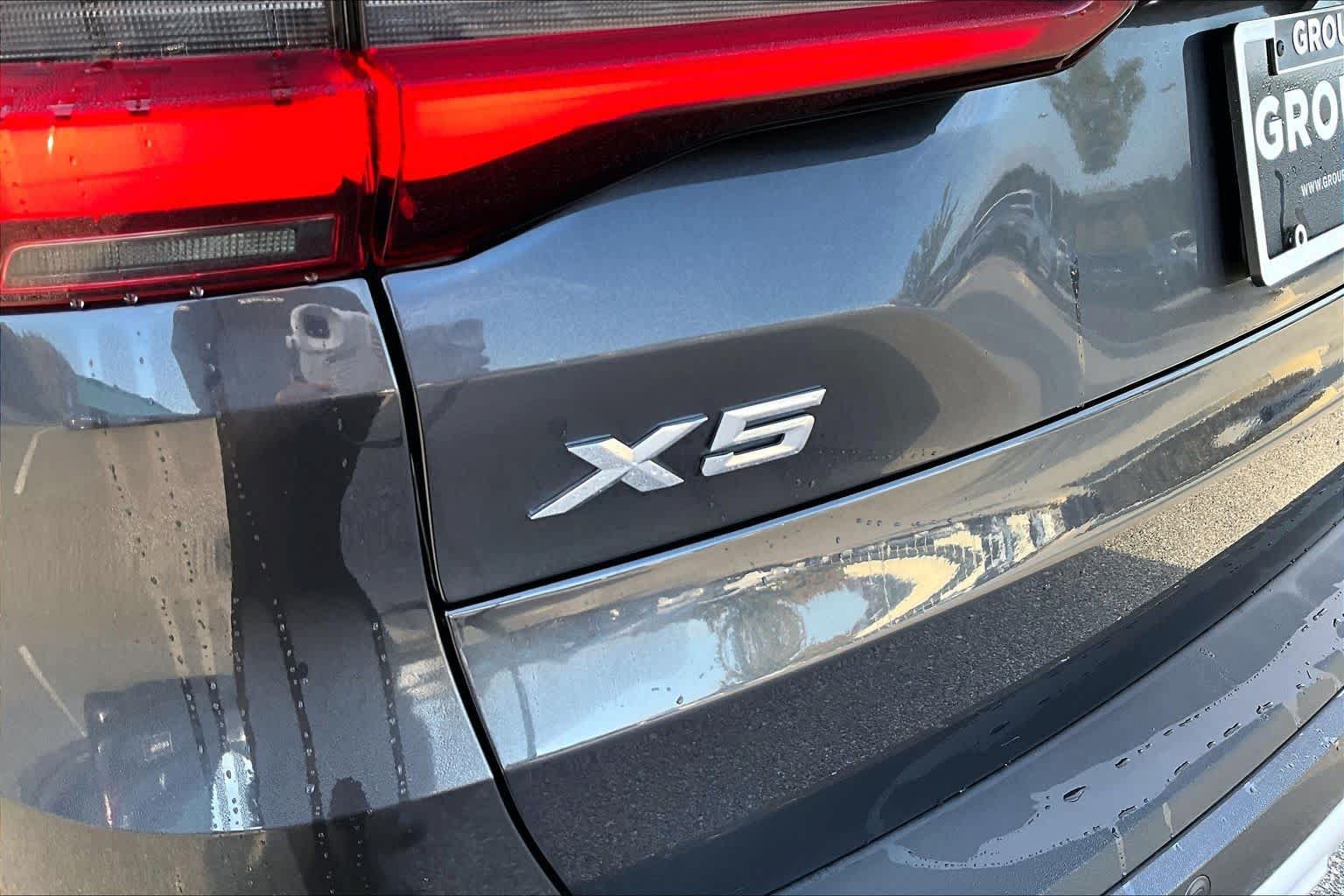 Used 2022 BMW X5 sDrive40i w/ Premium Package RWD image 32