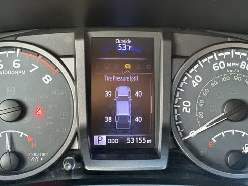 Used 2019 Toyota Tacoma 2WD Double Cab image 27