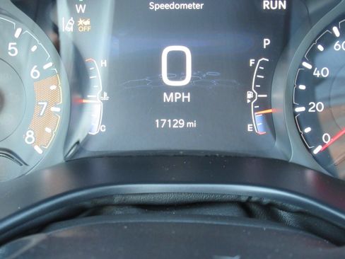 Certified 2026 Jeep Compass Limited AWD/4WD image 30