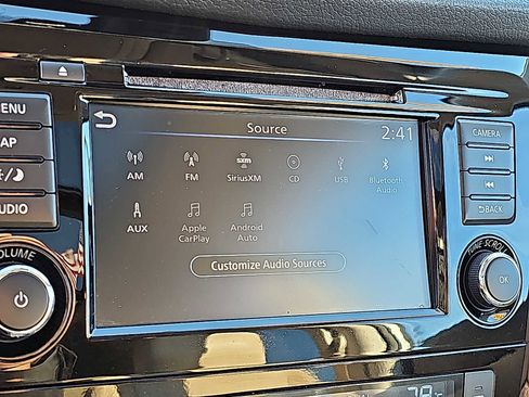 Used 2019 Nissan Rogue SL w/ Premium Package image 29