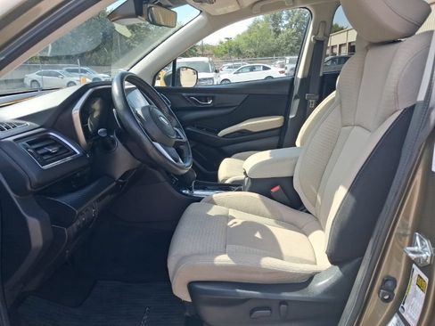 Used 2025 Subaru Ascent Premium AWD/4WD image 4