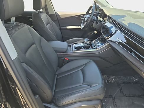 Used 2023 Audi Q7 3.0T Premium Plus AWD/4WD image 12