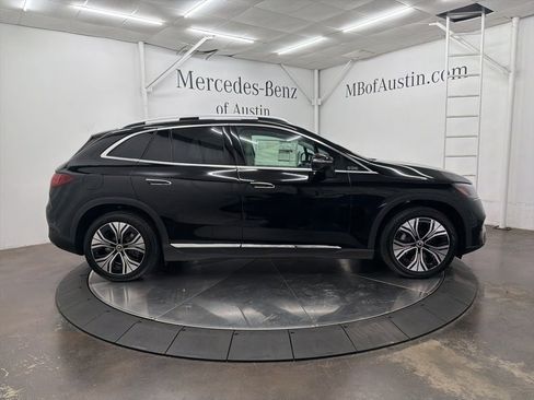 New 2026 Mercedes-Benz EQE 320 4MATIC SUV image 8