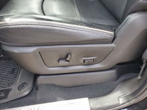 Used 2022 RAM 2500 Limited AWD/4WD image 18
