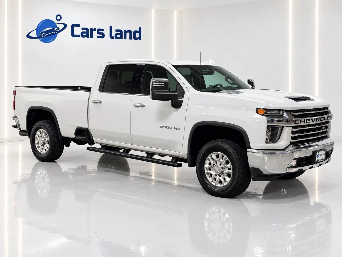 Used 2020 Chevrolet Silverado 2500 LTZ w/ LTZ Convenience Package RWD image 2